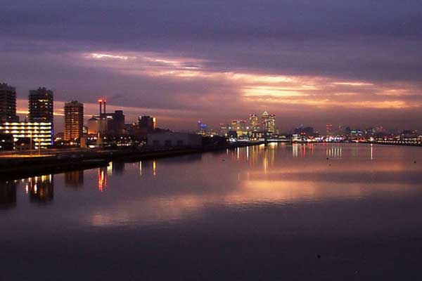 King George V Dock Inline Removals King George V Dock removal companies