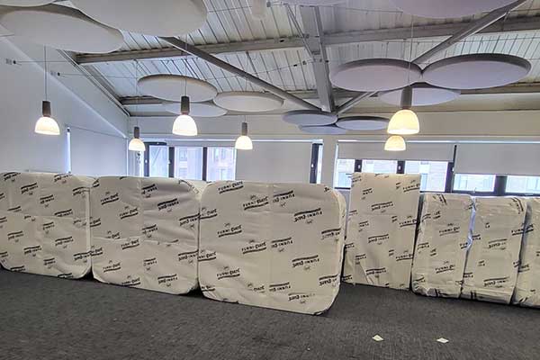 Office removals 6x4 image 3